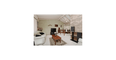 GREAT LOCATION GREAT FAMILY HOME - Photo 4