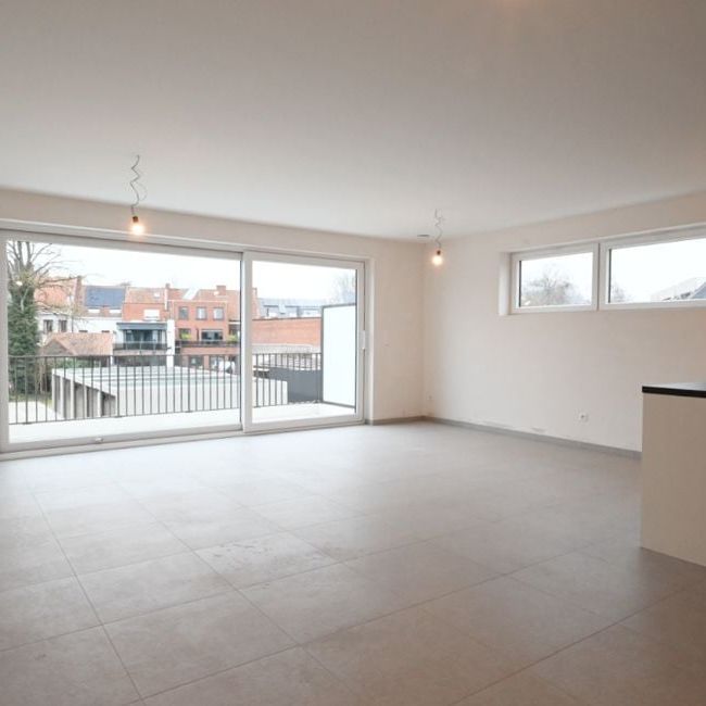Appartement te huur in Ardooie voor € 850 met 2 slaapkamers - Foto 1