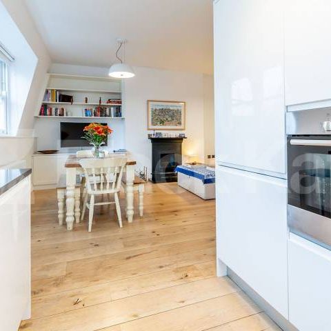 2 Bedroom, 1 bath, 1 reception Flat - Photo 1