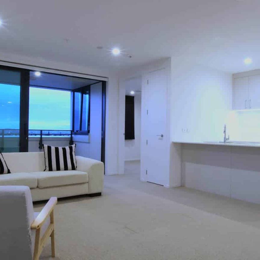 Modern two bedroom apartment - Photo 1