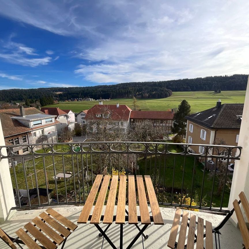 Appartement de 3 pièces au 3? et dernier étage - balcon plein sud et grand extérieur commun - Foto 1
