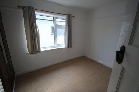 3 bedroom bungalow to rent - Photo 4