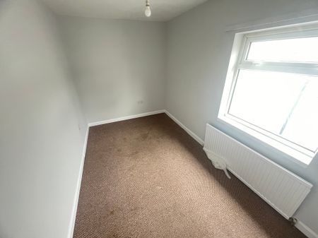 3 bedroom apartment to rent Stenson Road, Sunnyhill, DE23 - Photo 2