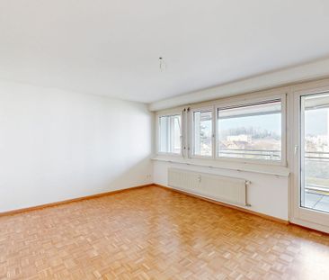 Family apartment is looking for a new tenant! - Foto 1