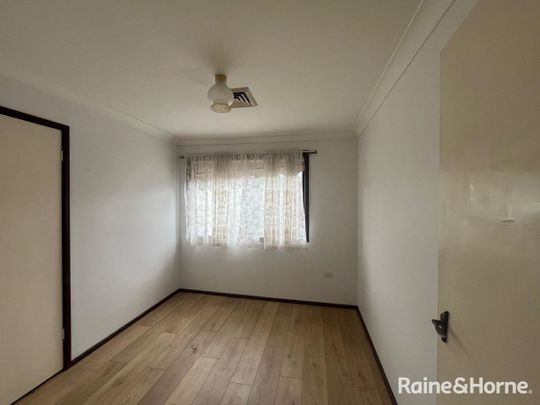 5/107 Chester Rd, Ingleburn, NSW 2565 - Photo 1