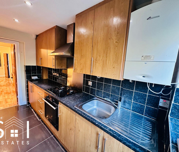 3 bedroom terraced house to rent - Photo 3