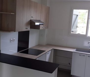 Location Appartement 64.69m² 3 pièces Fort de france - Photo 2