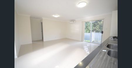 Two Bedroom House - Photo 4