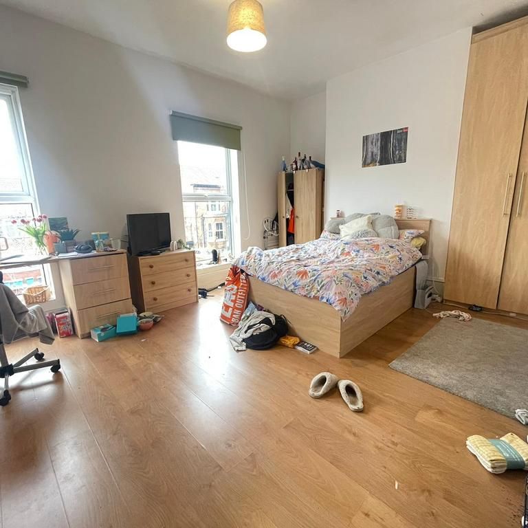 5 bedroom penthouse to rent - Photo 1