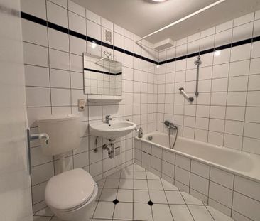 Helle, zentrale 2-Zimmerwohnung - Photo 1