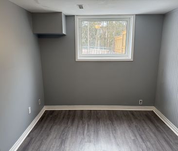 For Lease - 501 Lancelot Crescent Unit# Lower, Oshawa, Ontario - Photo 4