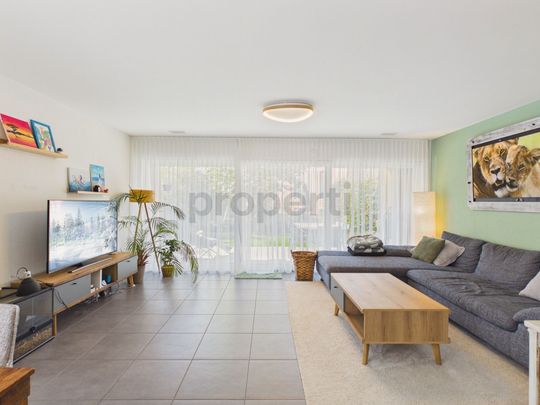 Freundliches, grosszügiges Reiheneinfamilienhaus -- Wohntraum für die ganze Familie - Photo 1