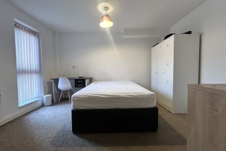 Regent Street - Photo 2