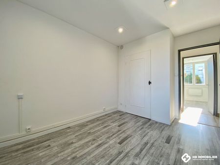 Location Appartement 3 pièces 63m² ROANNE 42300 - Photo 4