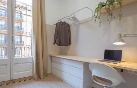 Carrer de Pelai, Barcelona, Catalonia 08001 - Photo 2