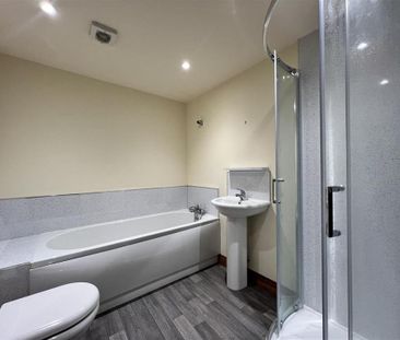 2 bedroom flat to rent - Photo 5