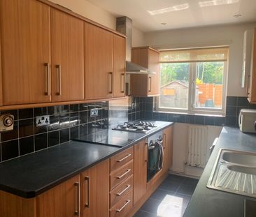 3 Bed Semi-Detached House, Mauldeth Road West, M20 - Photo 3
