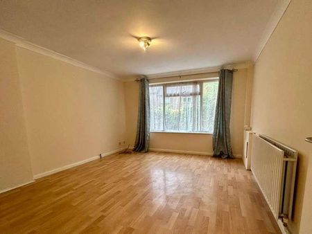 Harlans Close, Eaglestone, MK6 - Photo 4