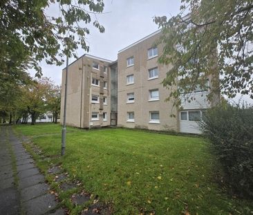Pembroke, East Kilbride, G74 - Photo 2