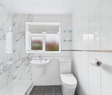 Garden Court, Birkenhead, 2 bedroom, Apartment - Photo 4