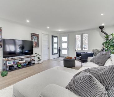 For Lease - 127 Woodfield Drive, Georgina, Ontario - Photo 1