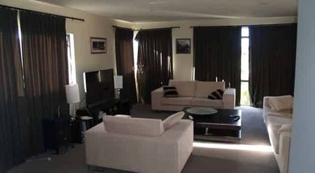 Manukau Heights - 4 brm, 2 bathroom - Photo 3