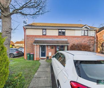 Lyon Close, Maidenbower - Photo 3