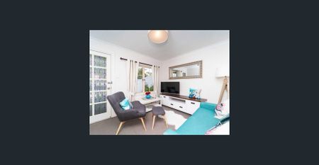 Stunning Fully Furnished Cottage in East Launceston - Photo 2