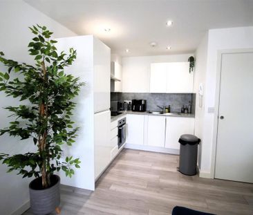 1 bedroom flat to rent - Photo 4