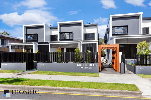 Greenhills By Mosaic - Exceptional Quality in an Exceptional Location! - Photo 1