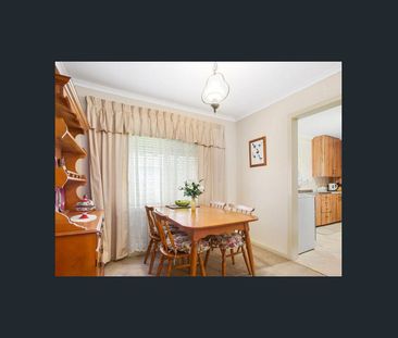 Immaculate 3 Bedroom Home - Photo 1