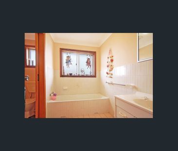 Great Location - Photo 4