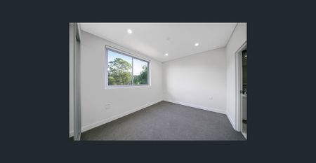 Surprisingly Quiet, 2 bedroom Apartment - Photo 2