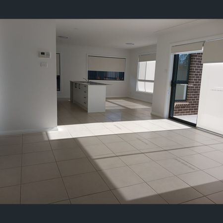 75 Bell St, Thirlmere, NSW 2572 - Photo 3