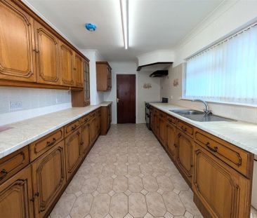 Blue Waters Drive, Broadsands, Paignton - Photo 1