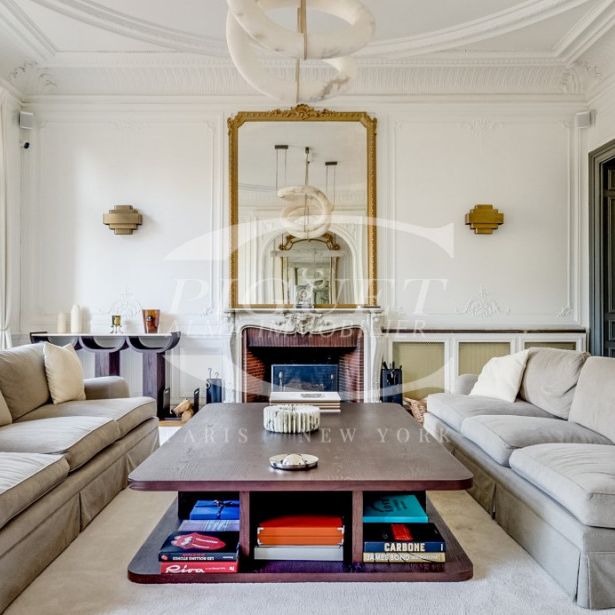 Appartement • Triangle d'Or - Photo 1