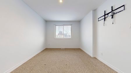 For Lease - 64 Bronte Street Unit# 8, Milton, Ontario - Photo 3