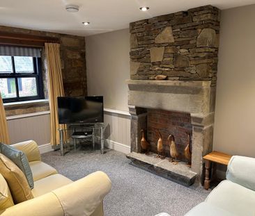 2 bedroom cottage to rent - Photo 1