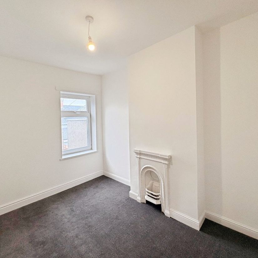 Somerset Street, CARDIFF - Photo 1