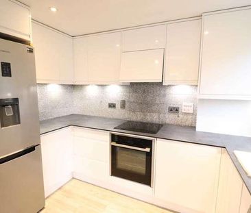 Clements Court, High Wycombe, HP13 - Photo 4