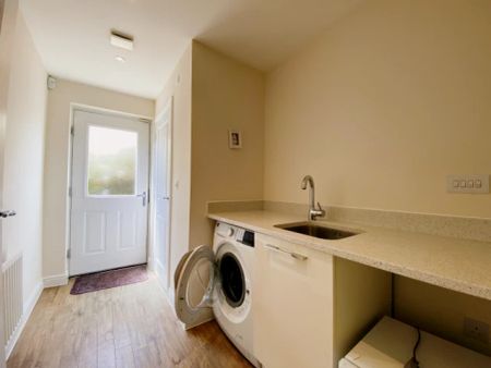 Ensuite Room - Photo 4