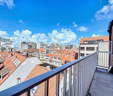 Ruim appartement met zuidgericht terras en een prachtig, uitgestrekt uitzicht. - Foto 4