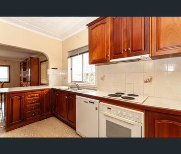 7 Outlook Drive, Figtree, NSW 2525 - Photo 4