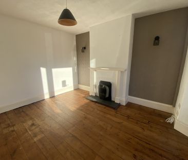 Greenway Road, Taunton - Photo 2