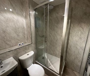 Rhodfa'r Eos, Swansea, SA6 - Photo 3