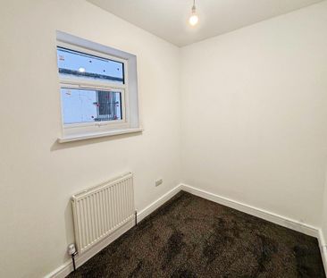 3 bedroom apartment to rent - Photo 1