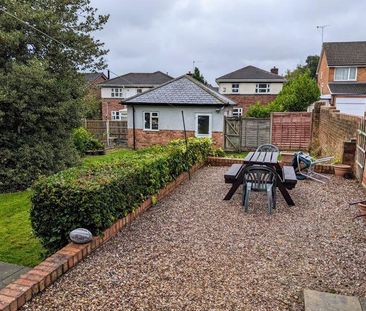 6 bedroom detached house to rent - Photo 2