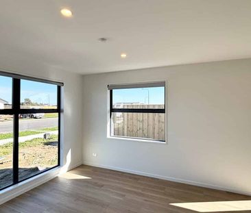 Brand New in Lincoln - Photo 5