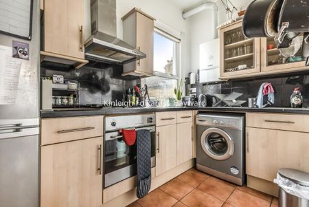 Trevelyan Road, Tooting SW17 - Photo 3