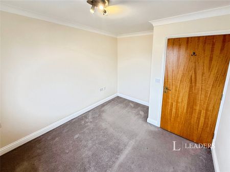 2 bedroom apartment to rent Peterhouse Close, Peterborough, PE3 - Photo 4